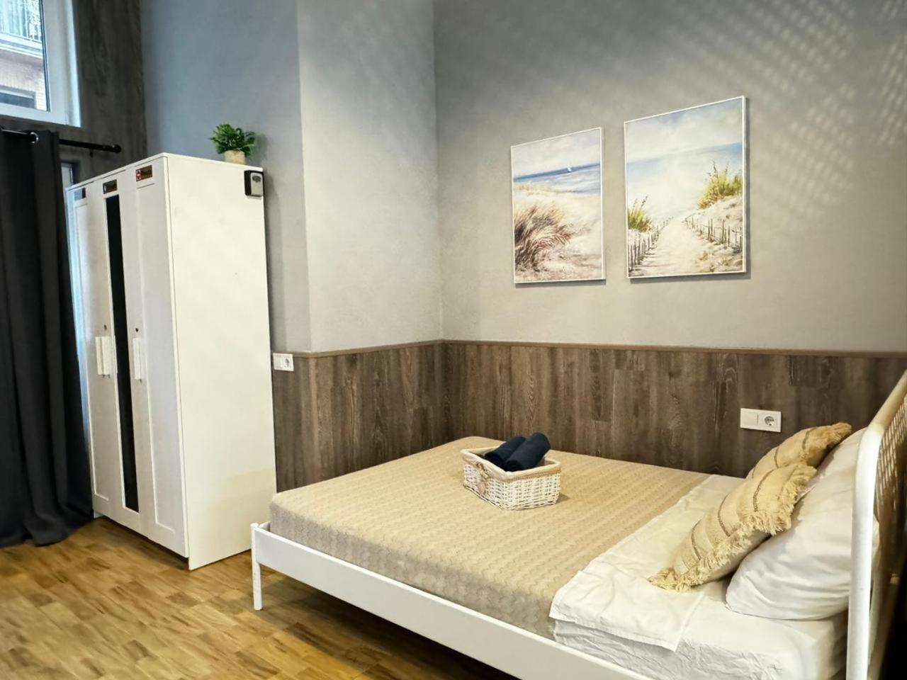Salom 5 Apartment Valencia Bagian luar foto