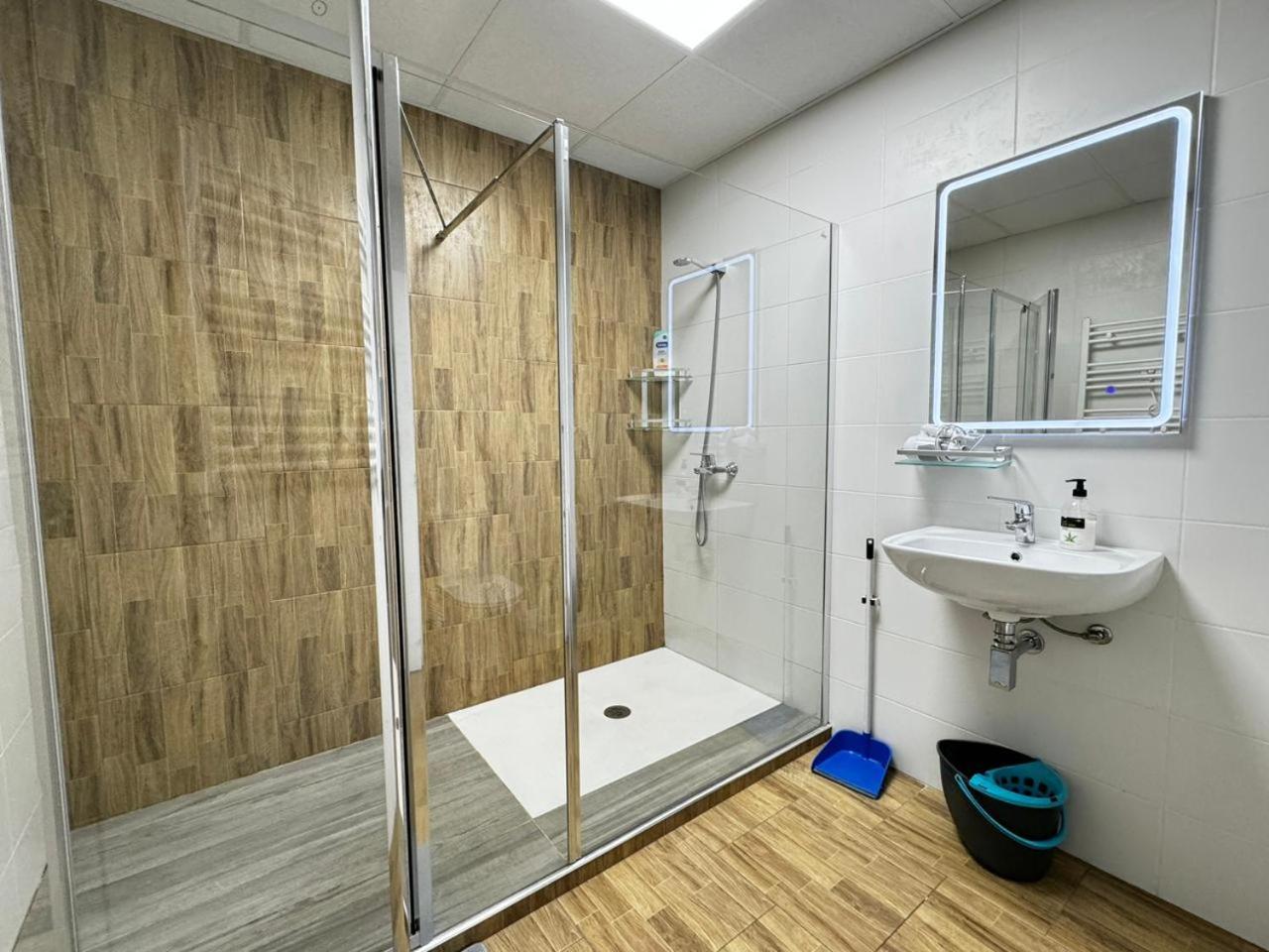 Salom 5 Apartment Valencia Bagian luar foto